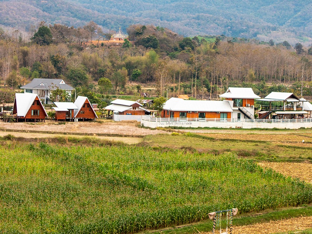 บ้านนาชมจันทร์ รีสอร์ท