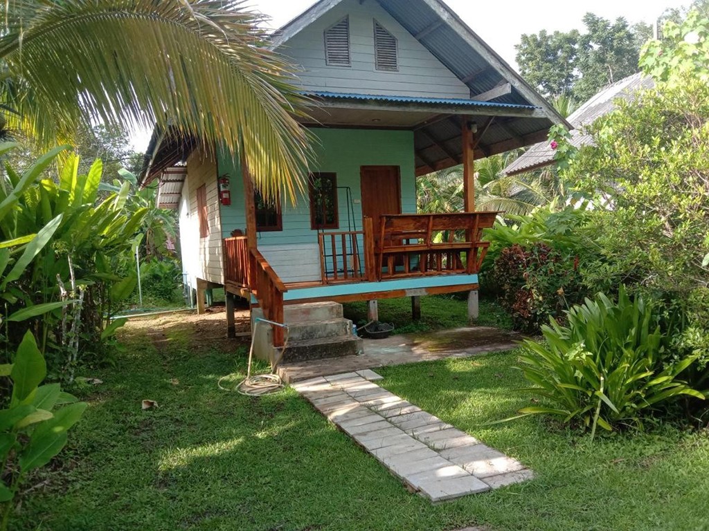 Cha Bungalow